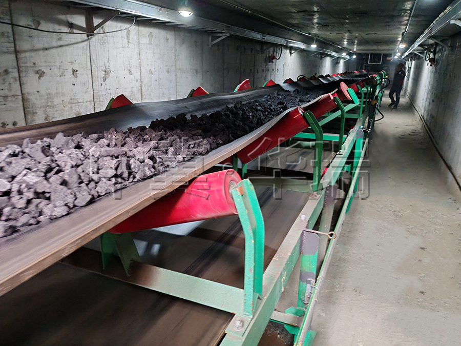 山西平遙客戶(hù)皮帶機(jī)現(xiàn)場(chǎng)